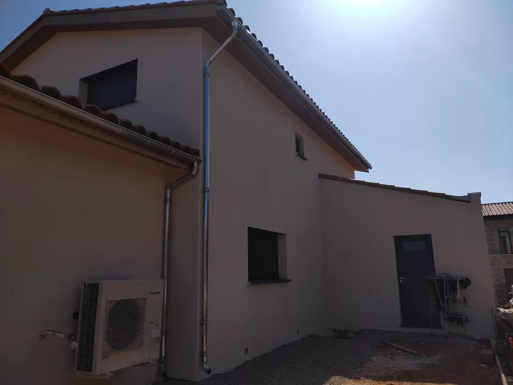 IMG_20230906_160329 Pose gouttières Sainte-Colombe-de-la-Commanderie 66300