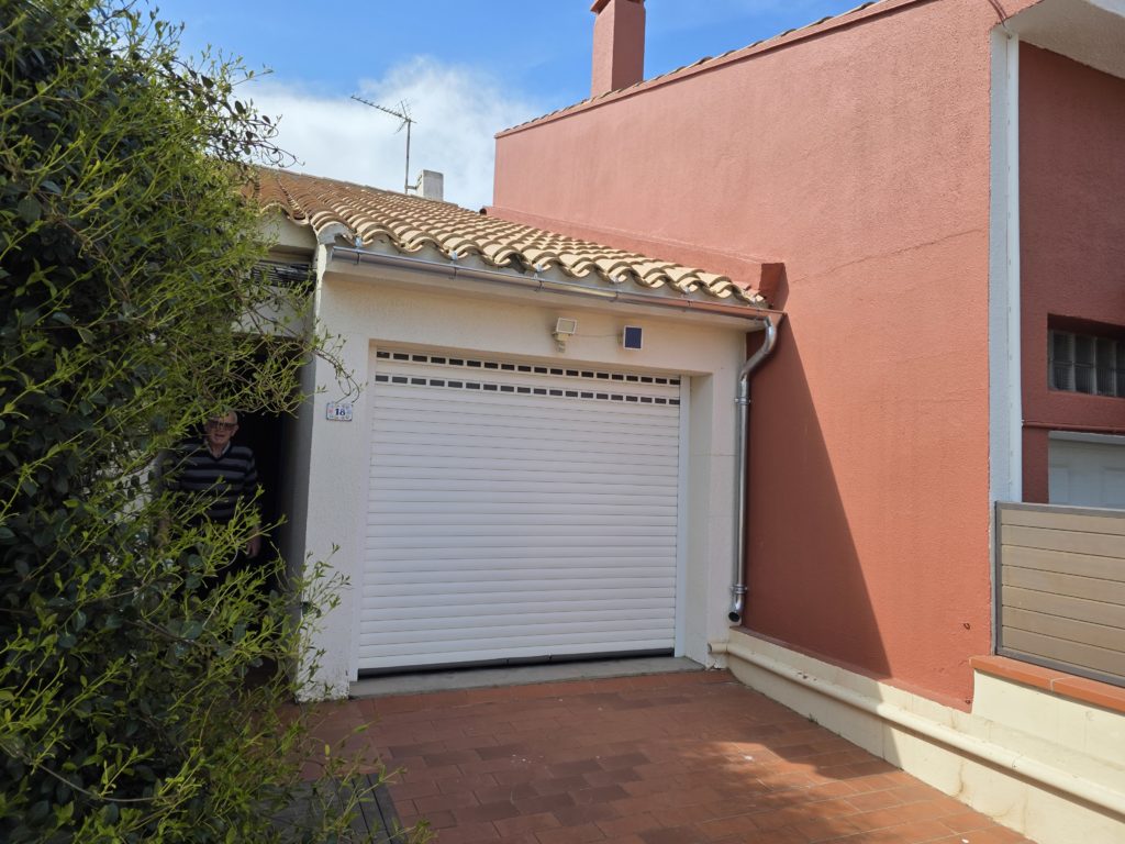 20250414_161333 Installation gouttières