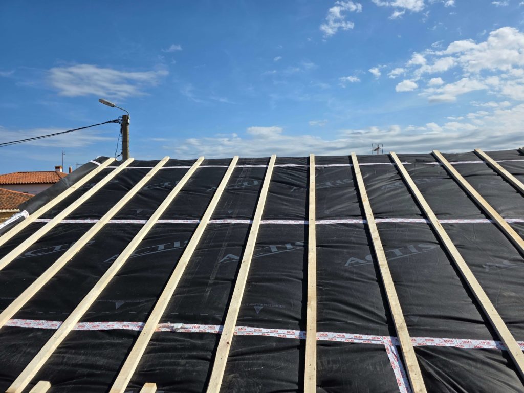 55h7vdcn40v8sbbrxf38t9qzcyzf9h8s-1 Rénovation toiture Canet-en-Roussillon 66140