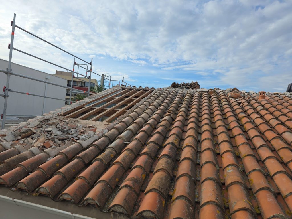 ywy71kfc8p532k02cre0ty0r83kztdq1 Rénovation toiture Canet-en-Roussillon 66140